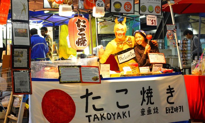 たこ焼き屋台を営む森田松之助